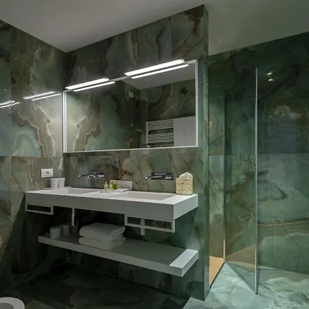 Olivi & Natural Hotell 4*